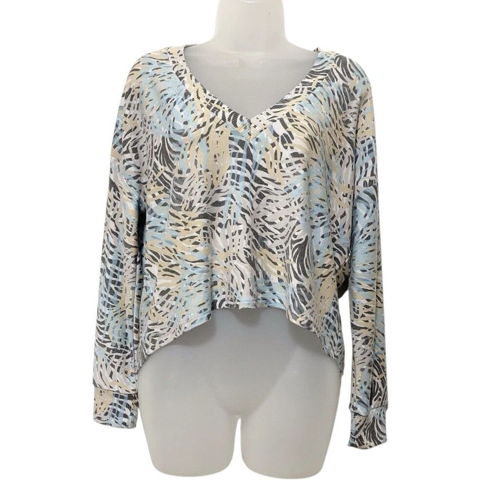 Chaser Women’s Small Blue Beige Leaf Print High Low V-Neck Long Sleeve Crop Top